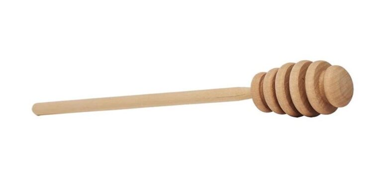Why You Should Treat Yourself to a Wooden Honey Dipper