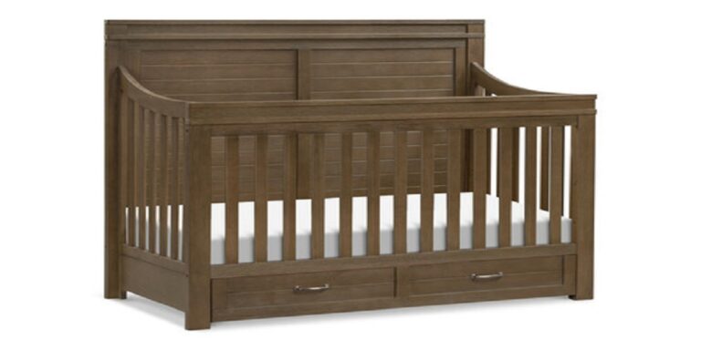 Wood Crib With Changing Table: Yay or Nay?